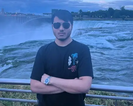 Picture of Isaam Zaman