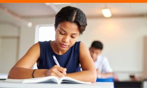 teen girl is writing a strong loci